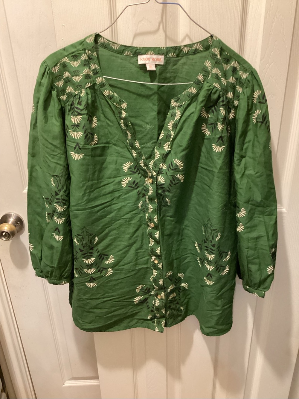 Knox Rose Green Embroidered Button-Front Tunic